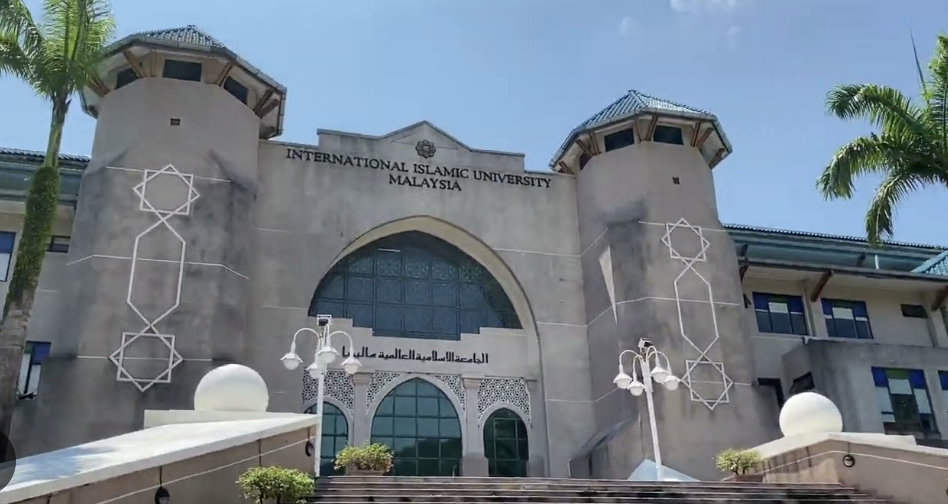 IIUM-Der
